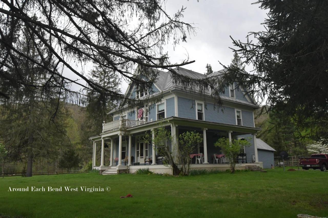 Laurel River Club Bed & Breakfast Or Lrcbnb Dryfork Exterior photo